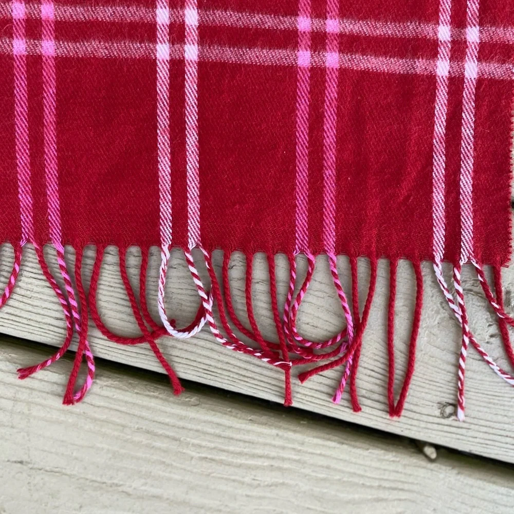 Unisex long very soft red/white/black plaid scarf with fringes, Size: 74…